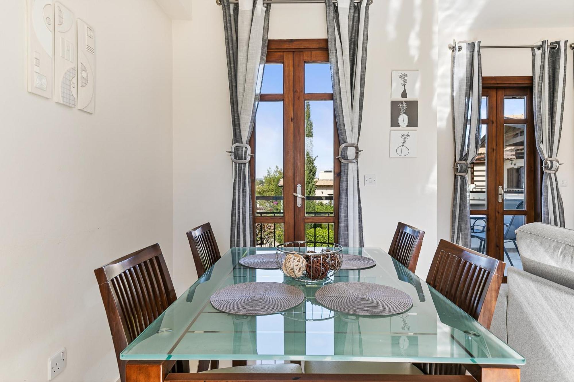 2 Bedroom Apartment Assia With Communal Pool, Aphrodite Hills Resort Kouklia Exterior photo